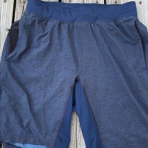 Lululemon mens 9” shorts